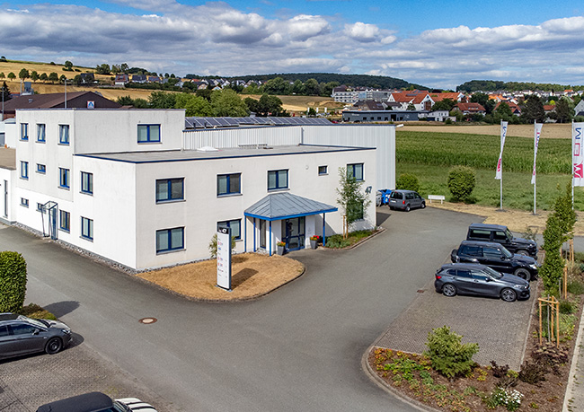 Blick auf das Firmengebäude